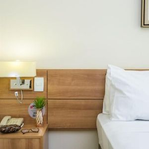 Habitación de Lujo con 2 Camas Individuales